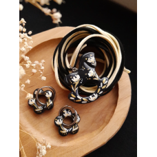 Набір з сережок та підвіски Bead Коник чорний з білим