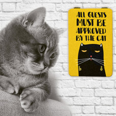Ключниця настінна маленька All guests must be approved by the cat